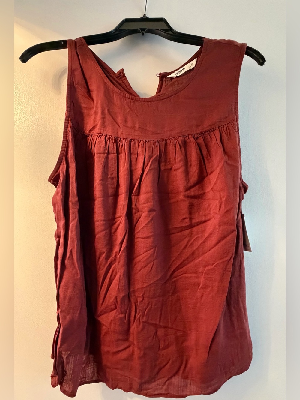 Sonoma woven sleeveless top brick red 1X
